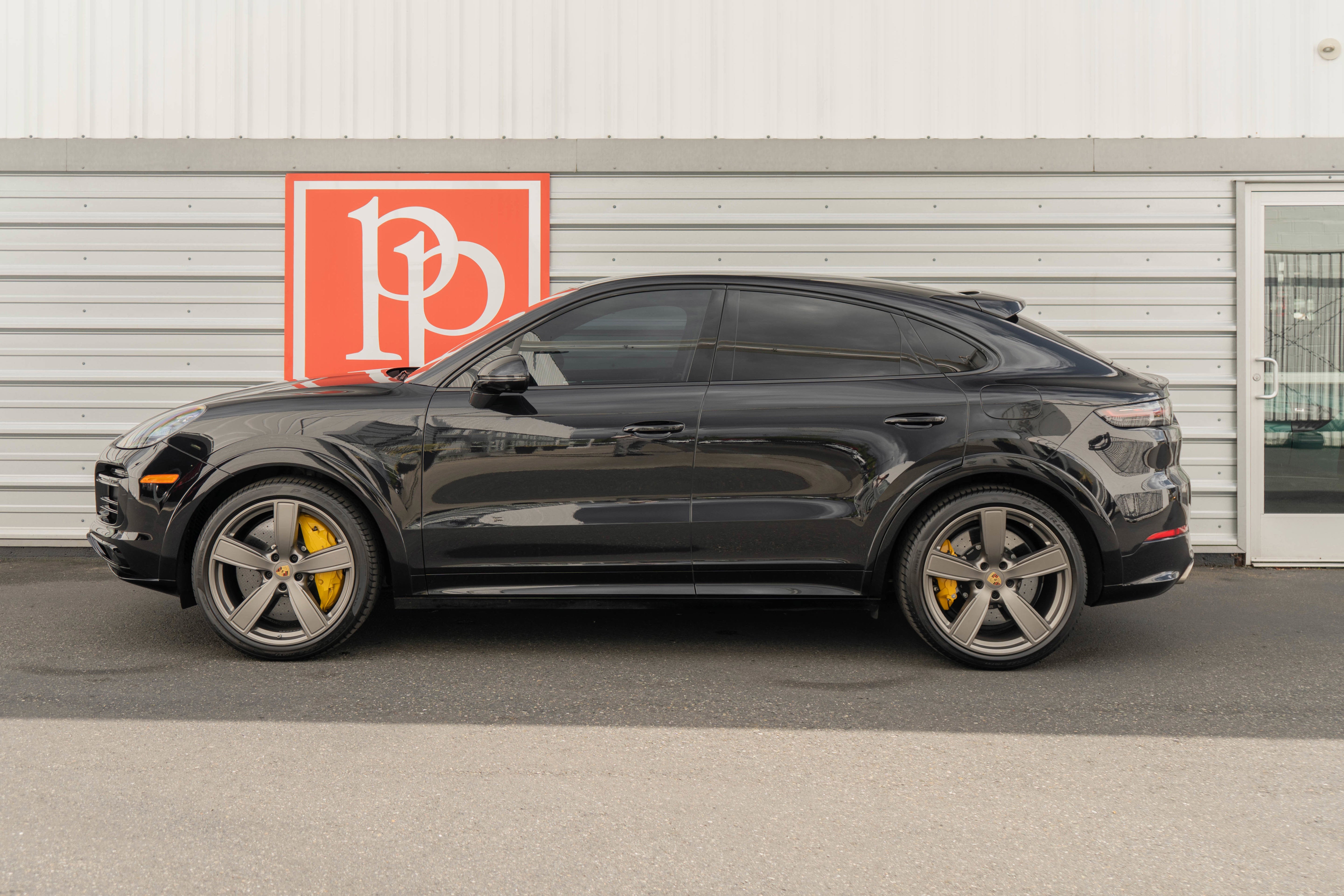 2022 Porsche Cayenne Turbo S E-Hybrid