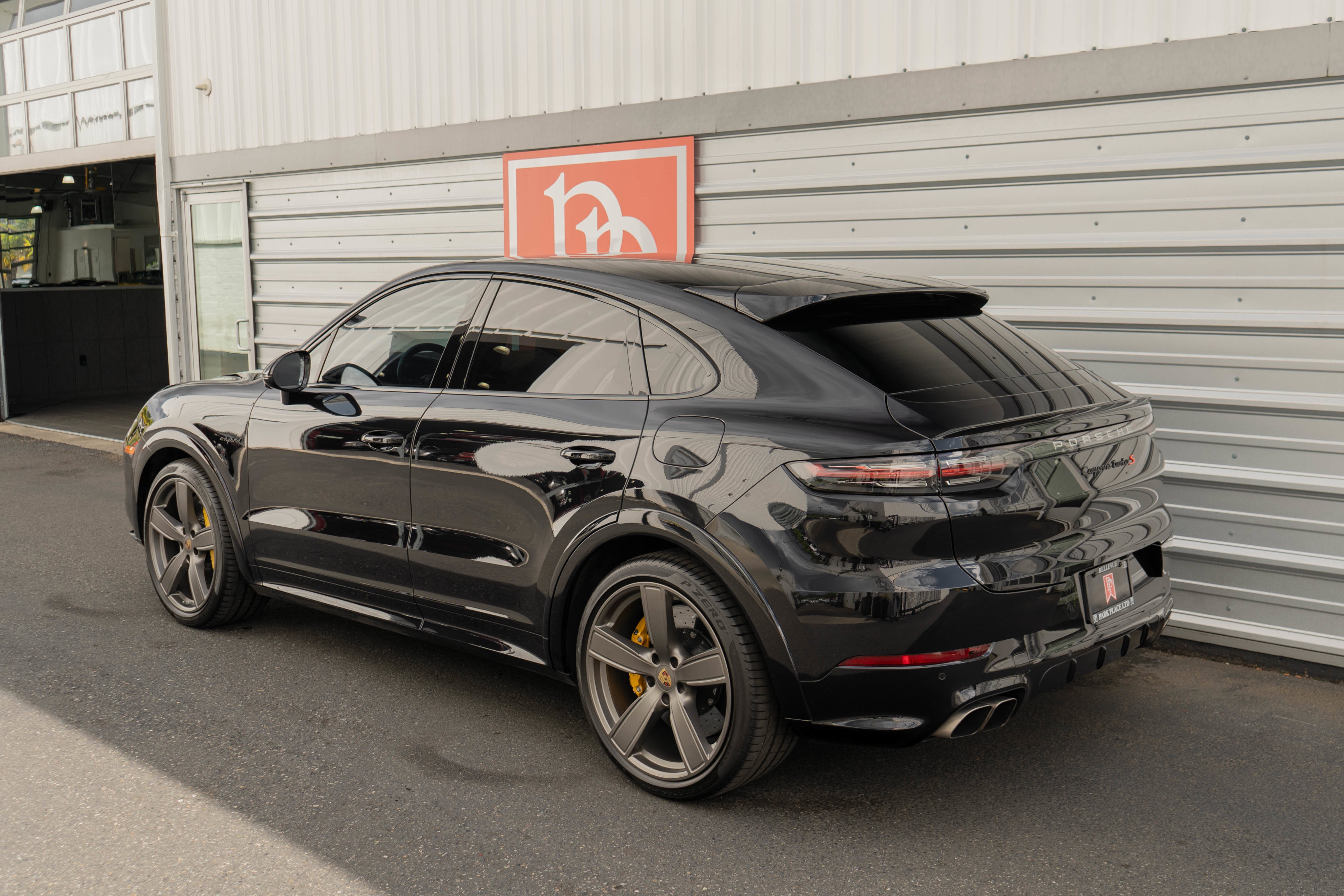2022 Porsche Cayenne Turbo S E-Hybrid