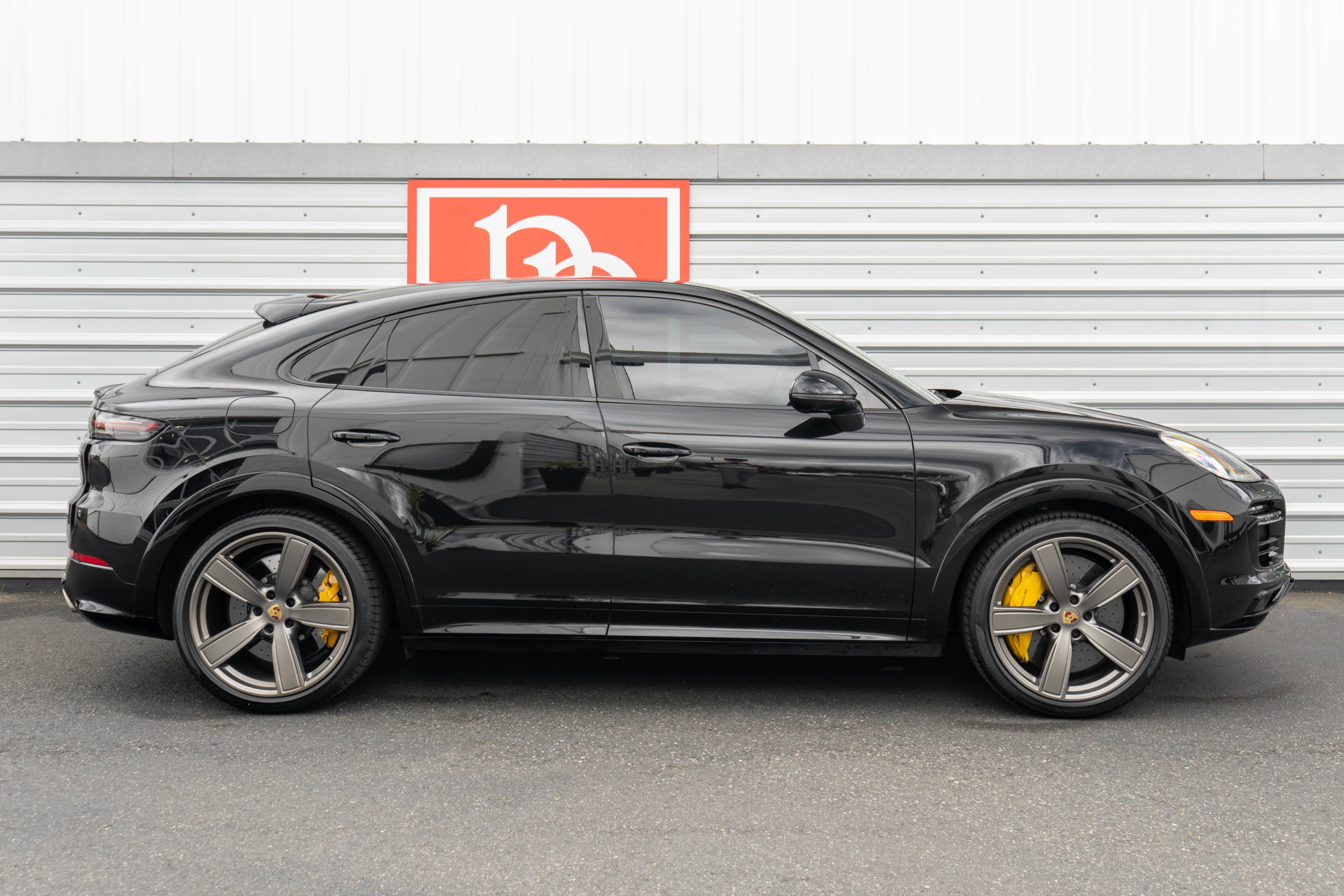 2022 Porsche Cayenne Turbo S E-Hybrid