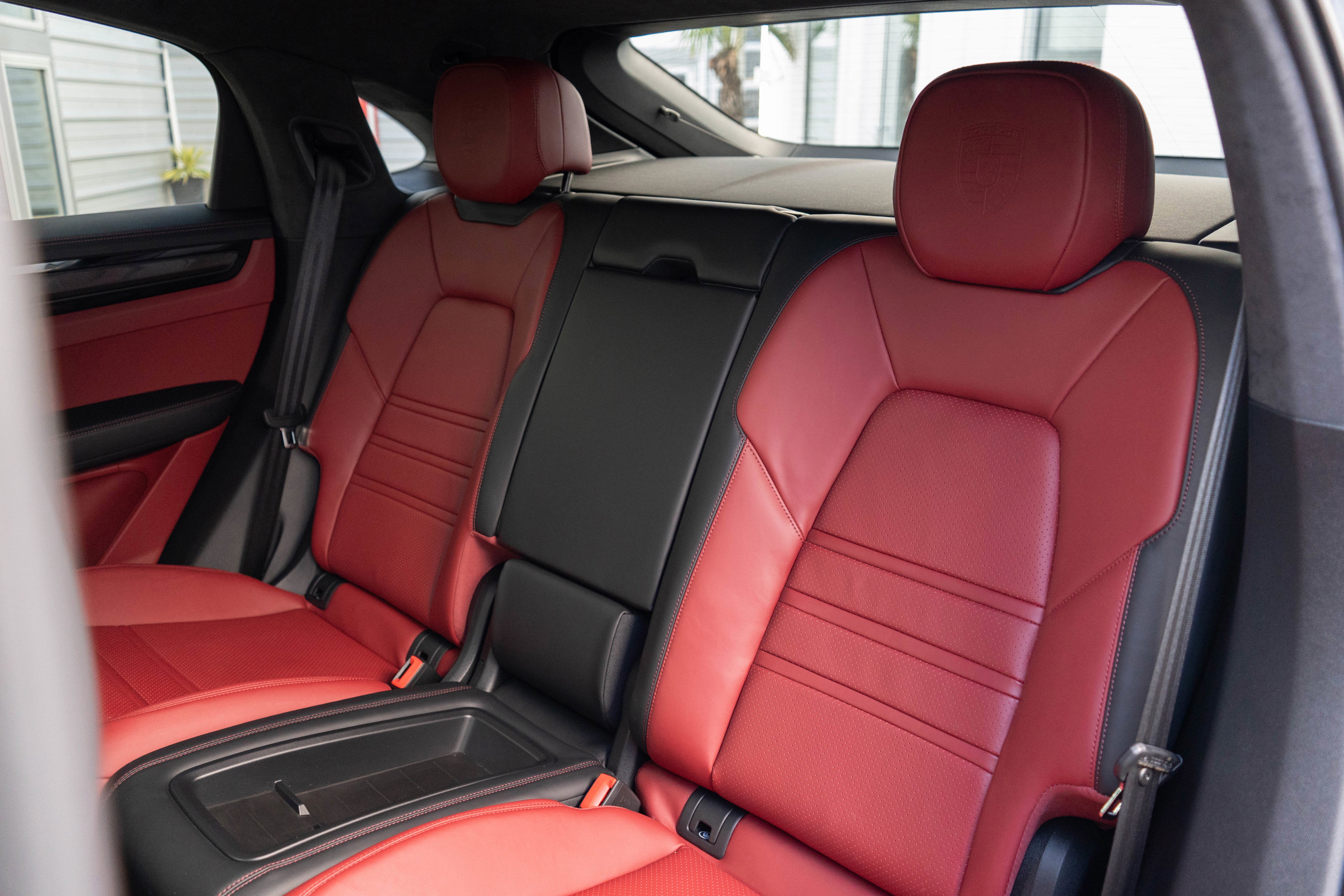 2023 Porsche Cayenne Turbo GT