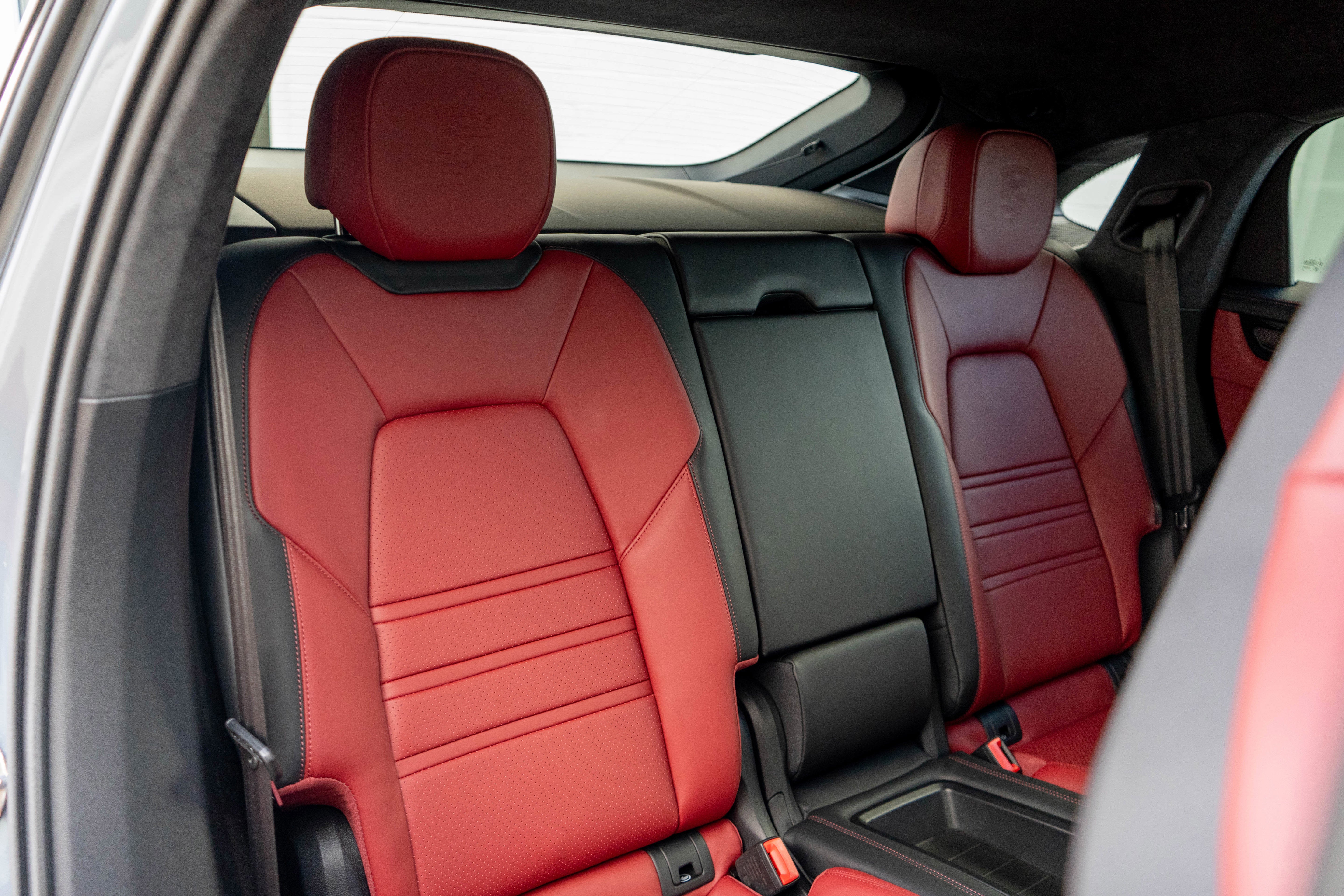 2023 Porsche Cayenne Turbo GT