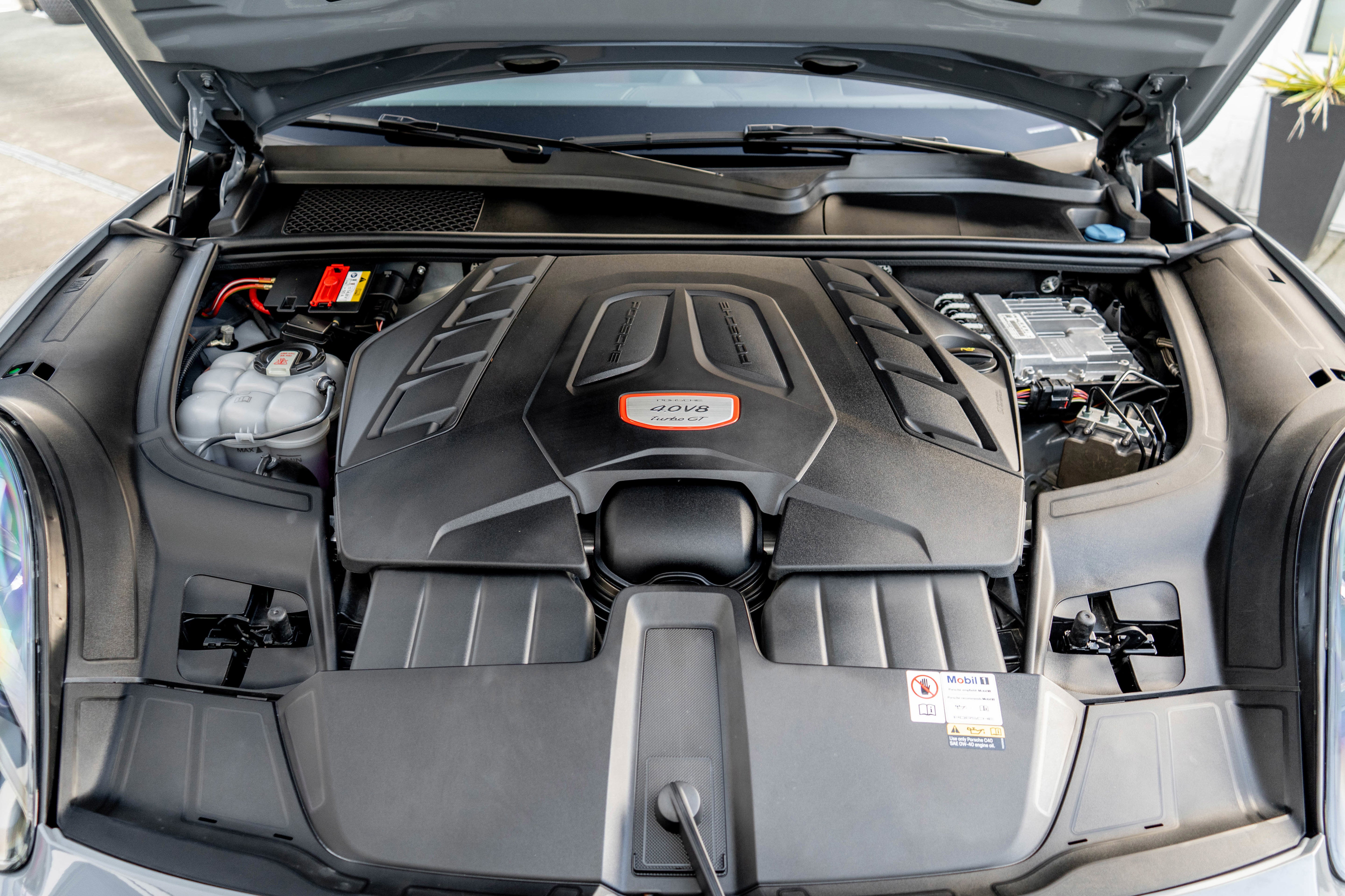 2023 Porsche Cayenne Turbo GT