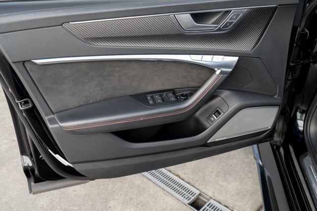 2021 Audi RS 6 Avant 4.0 TFSI quattro