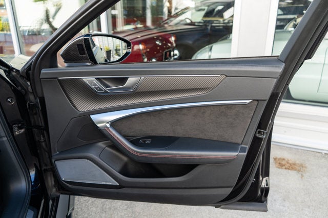 2021 Audi RS 6 Avant 4.0 TFSI quattro