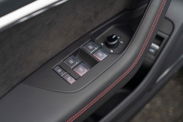 2021 Audi RS 6 Avant 4.0 TFSI quattro