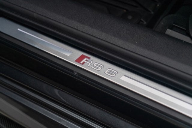 2021 Audi RS 6 Avant 4.0 TFSI quattro