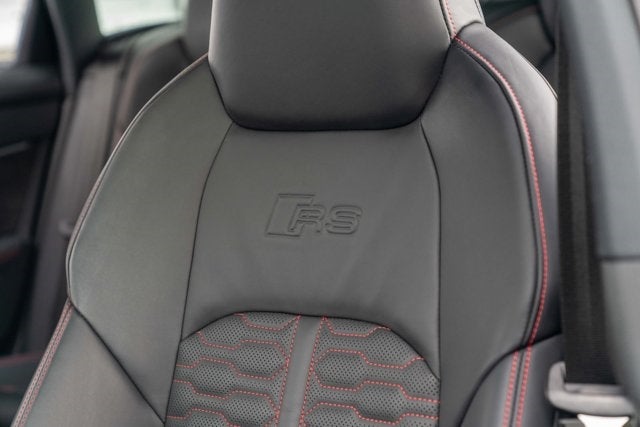 2021 Audi RS 6 Avant 4.0 TFSI quattro