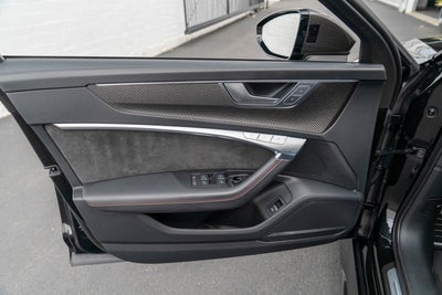 2021 Audi RS 6 Avant 4.0 TFSI quattro