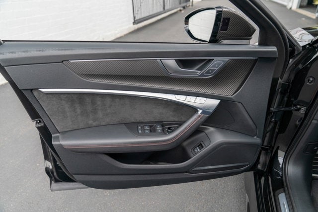 2021 Audi RS 6 Avant 4.0 TFSI quattro