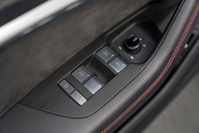 2021 Audi RS 6 Avant 4.0 TFSI quattro