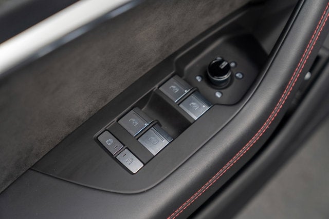 2021 Audi RS 6 Avant 4.0 TFSI quattro