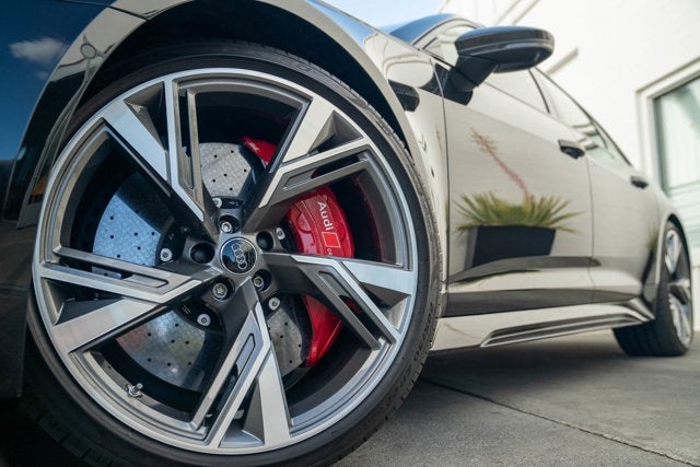 2021 Audi RS 6 Avant 4.0 TFSI quattro