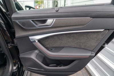 2021 Audi RS 6 Avant 4.0 TFSI quattro