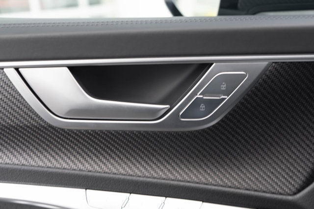 2025 Audi RS 6 Avant performance