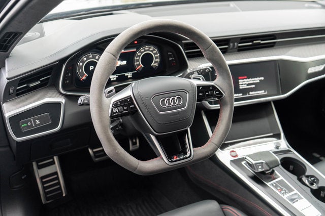 2025 Audi RS 6 Avant performance