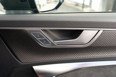 2025 Audi RS 6 Avant performance
