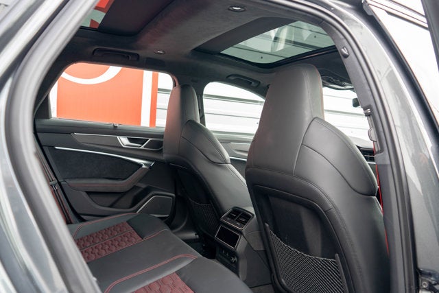 2025 Audi RS 6 Avant performance