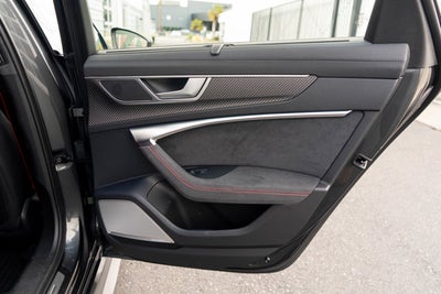 2025 Audi RS 6 Avant performance