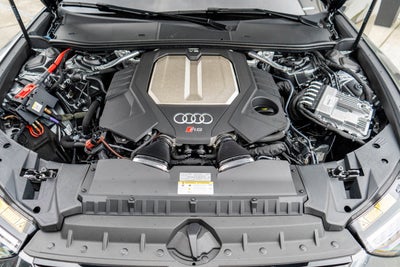 2025 Audi RS 6 Avant performance