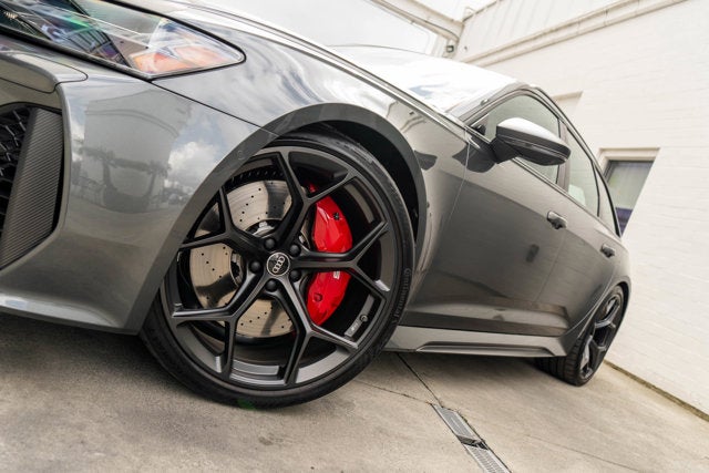 2025 Audi RS 6 Avant performance