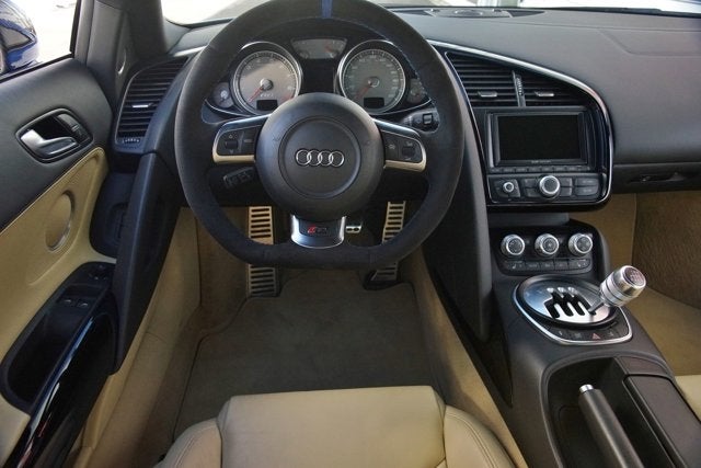 2010 Audi R8 4.2L Quattro Coupe