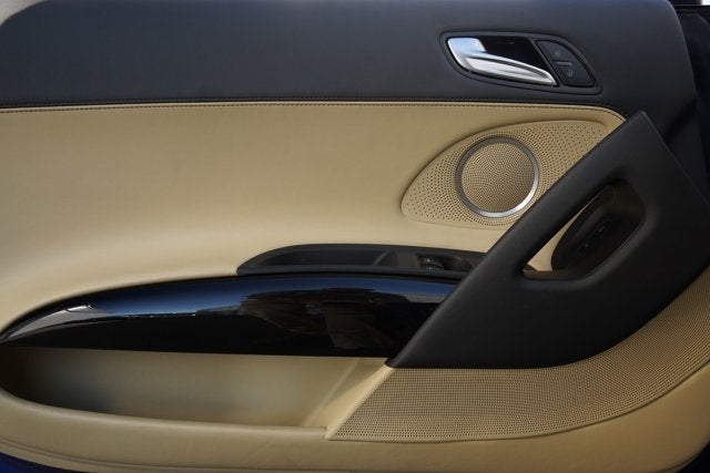 2010 Audi R8 4.2L Quattro Coupe