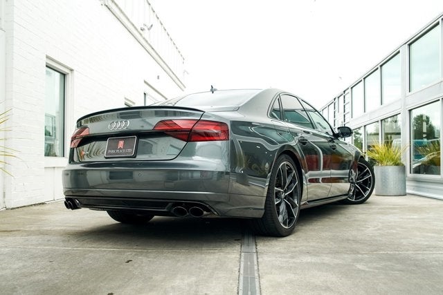 2016 Audi S8 Plus