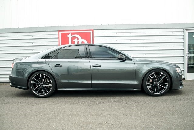 2016 Audi S8 Plus
