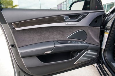 2016 Audi S8 Plus