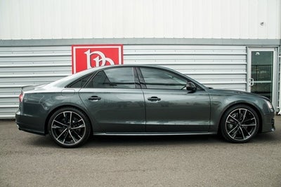 2016 Audi S8 Plus