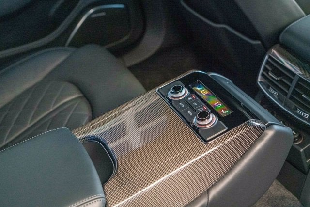 2016 Audi S8 Plus