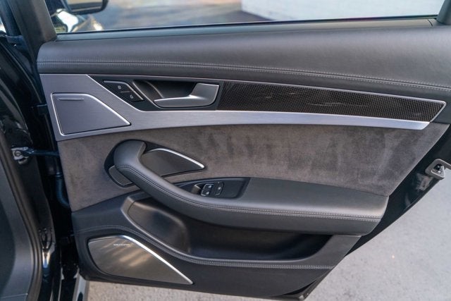 2016 Audi S8 Plus
