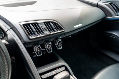 2017 Audi R8 Coupe V10 plus