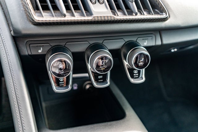 2017 Audi R8 Coupe V10 plus