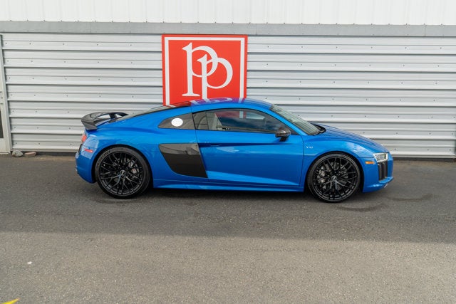 2017 Audi R8 Coupe V10 plus