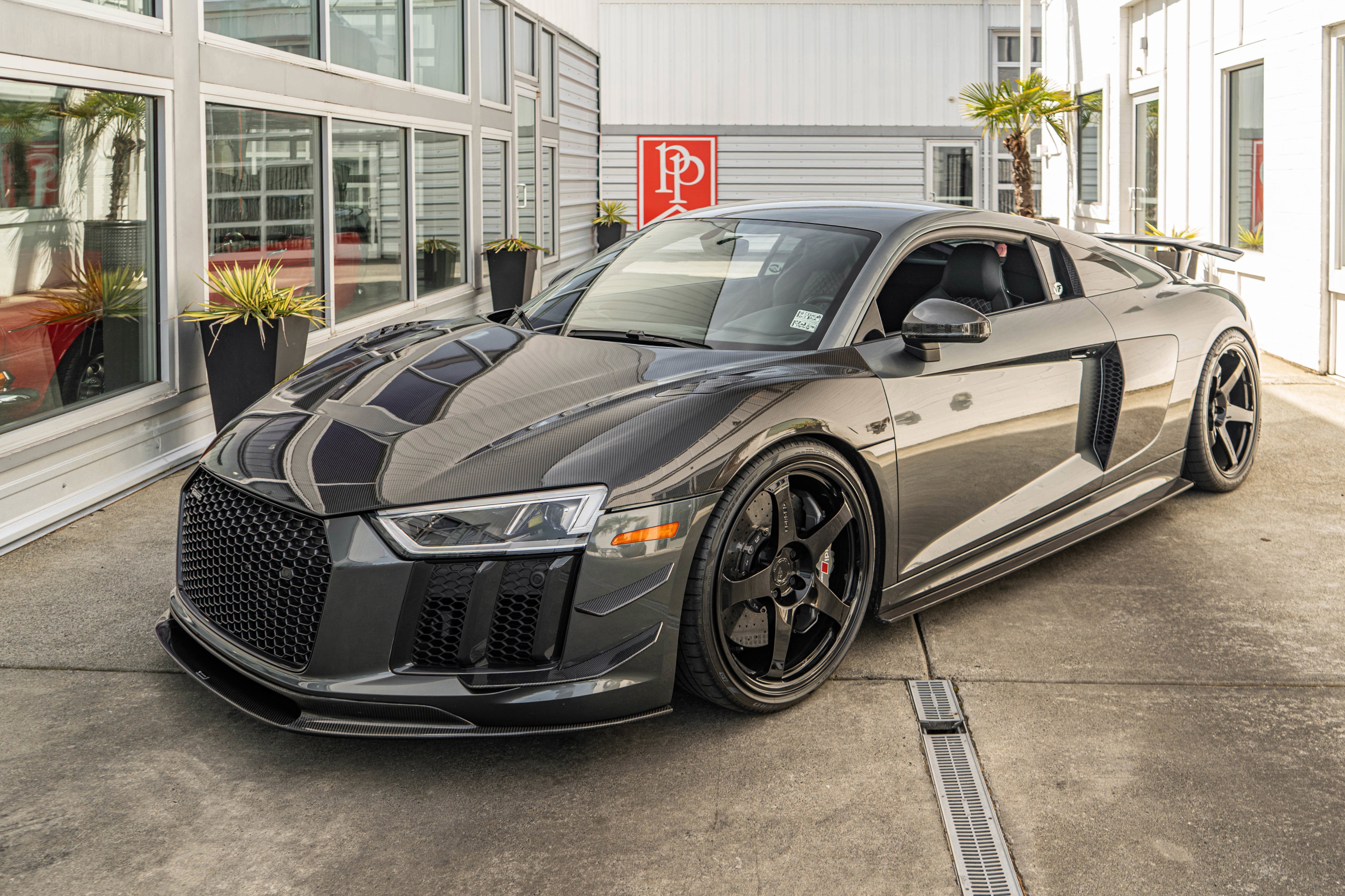 2017 Audi R8 Coupe V10 plus