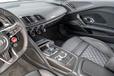 2017 Audi R8 Coupe V10 plus
