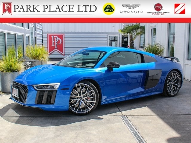 2017 Audi R8 Coupe V10 plus