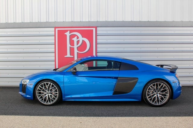 2017 Audi R8 Coupe V10 plus