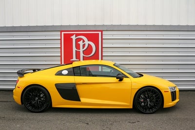 2017 Audi R8 Coupe V10 plus