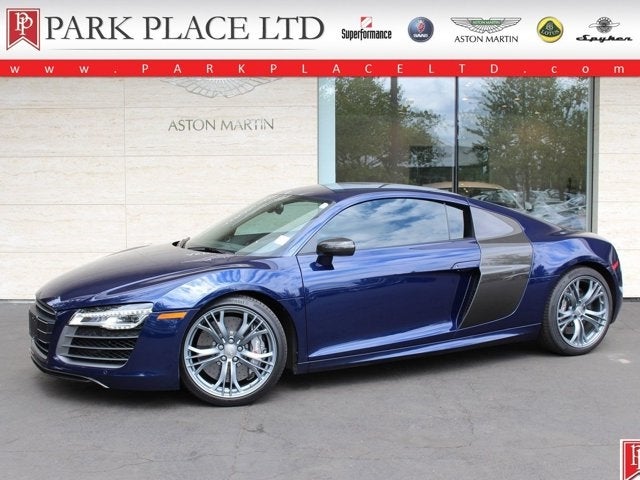 2014 Audi R8 V10 plus