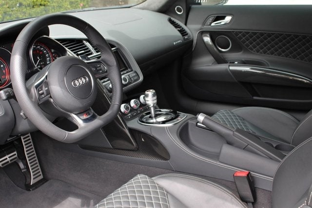 2014 Audi R8 V10 plus
