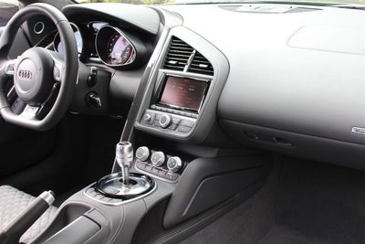 2014 Audi R8 V10 plus