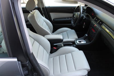 2003 Audi RS6 4dr Sdn 4.2L quattro AWD