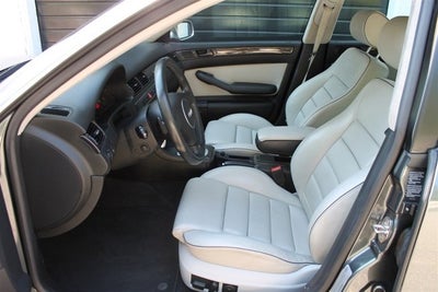 2003 Audi RS6 4dr Sdn 4.2L quattro AWD