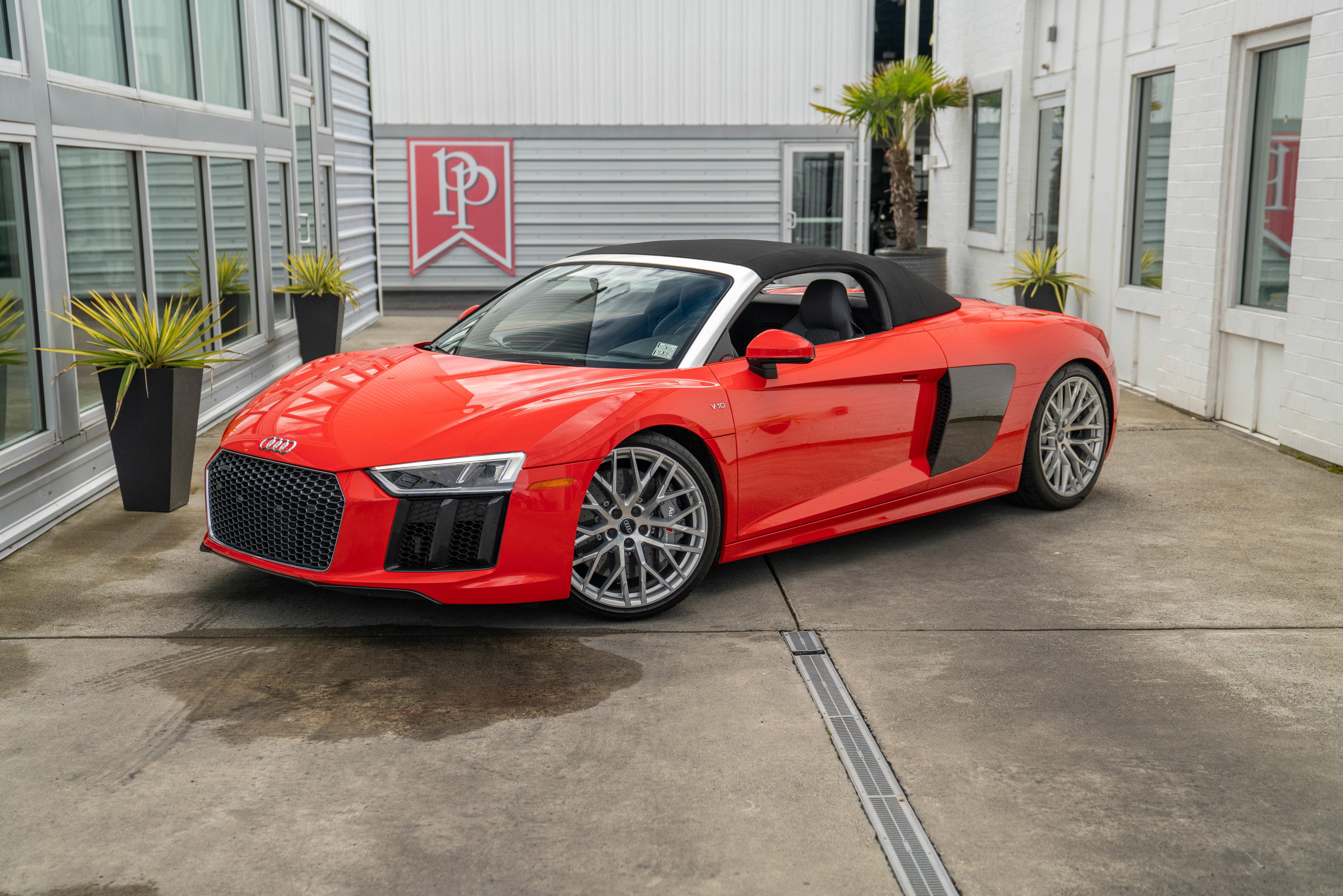 2017 Audi R8 Spyder V10