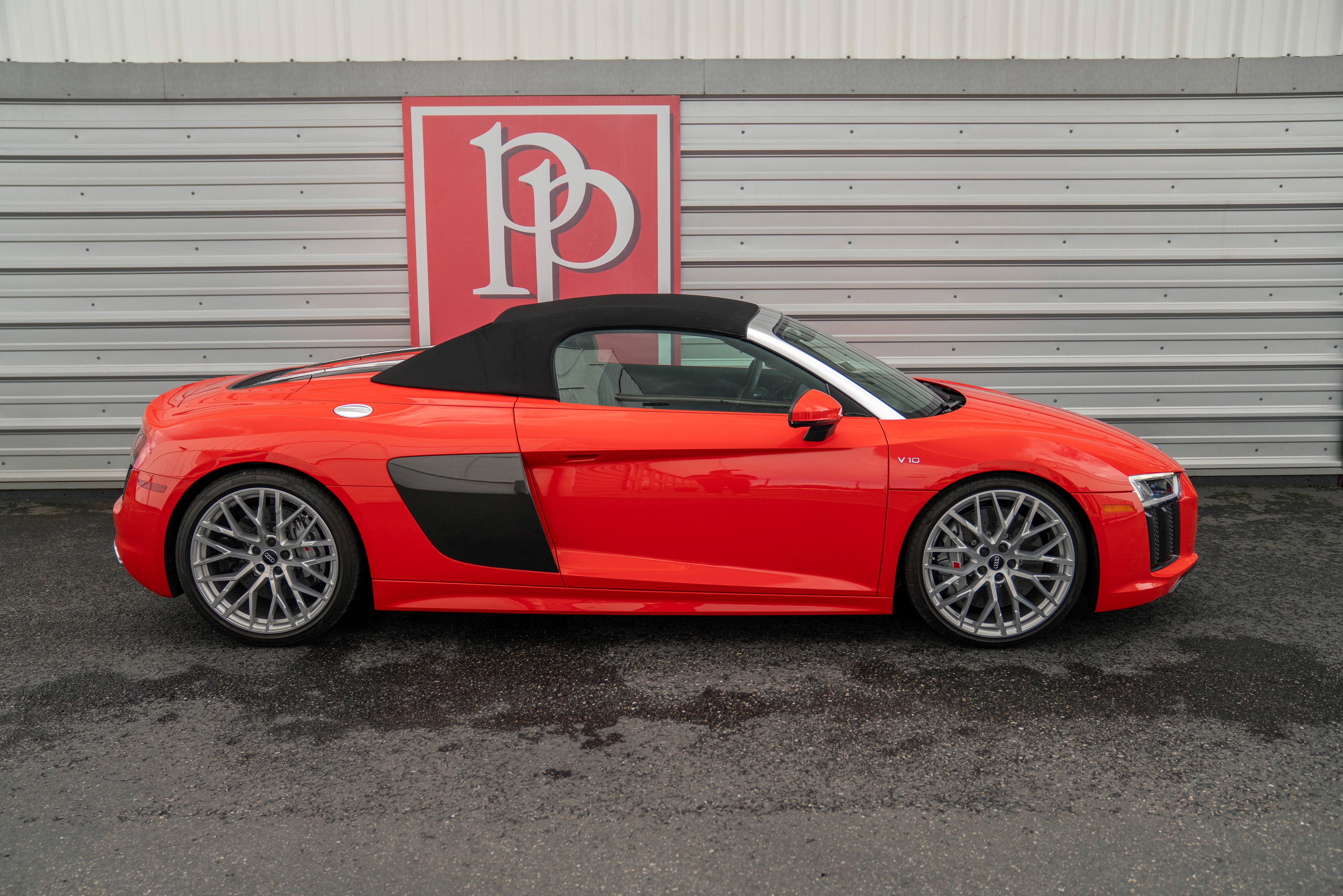 2017 Audi R8 Spyder V10