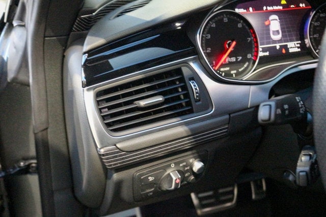 2016 Audi RS 7 Prestige Hatchback