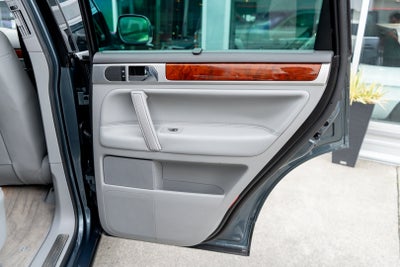 2006 Volkswagen Touareg 5.0L V10