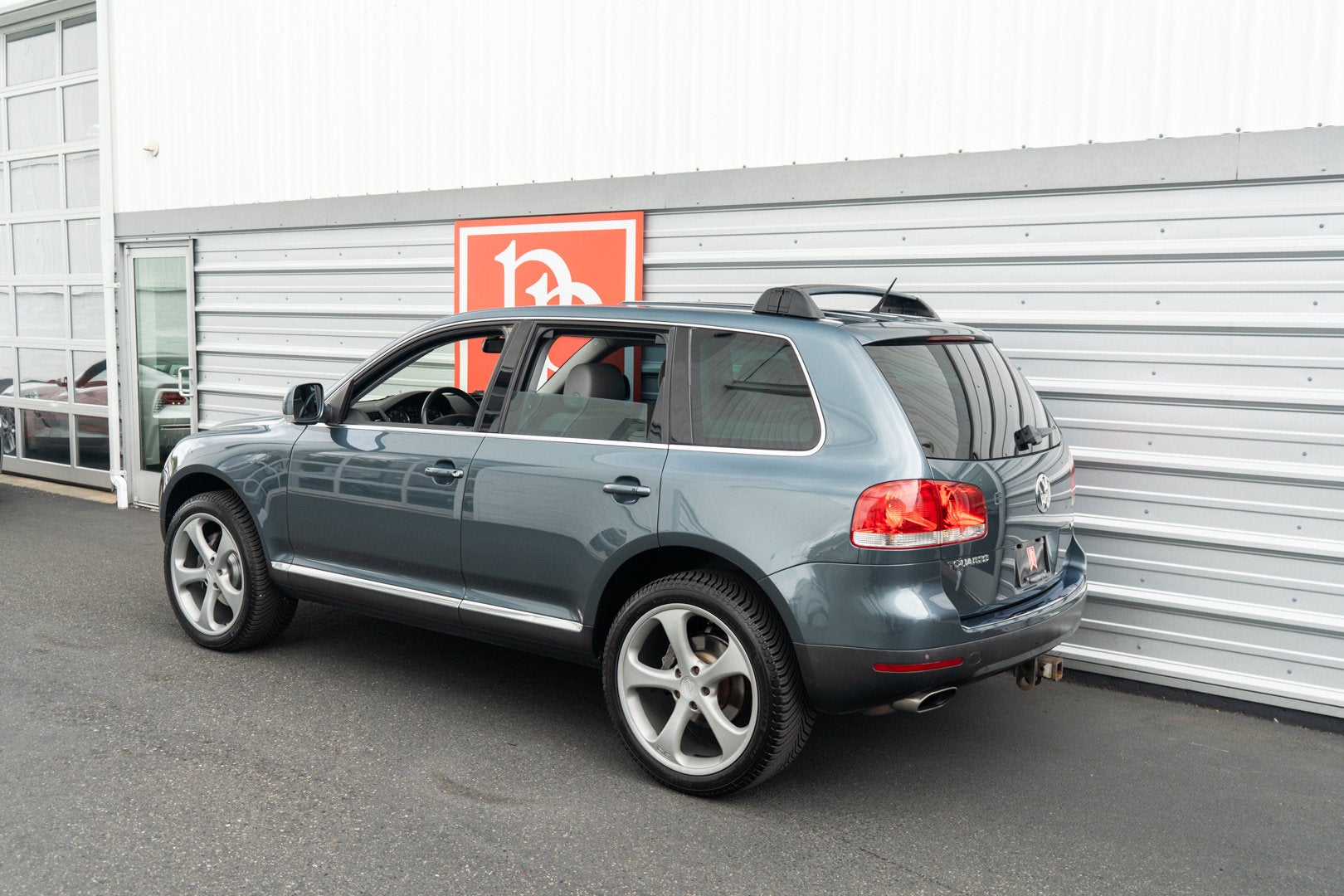 2006 Volkswagen Touareg 5.0L V10